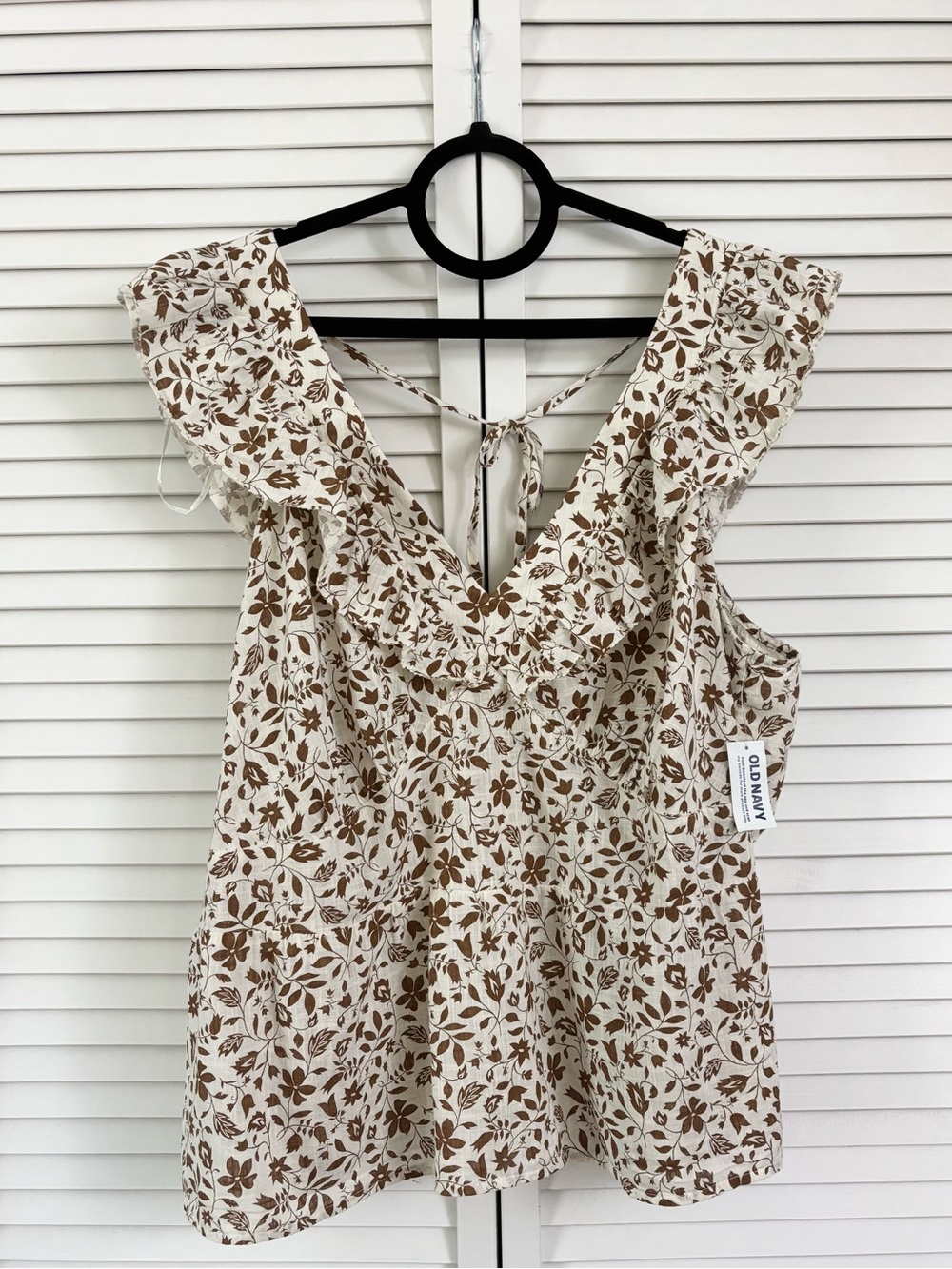 Old Navy Women’s Cream and Brown Floral Ruffle Tie-Back Top, Size: 3X, NWT